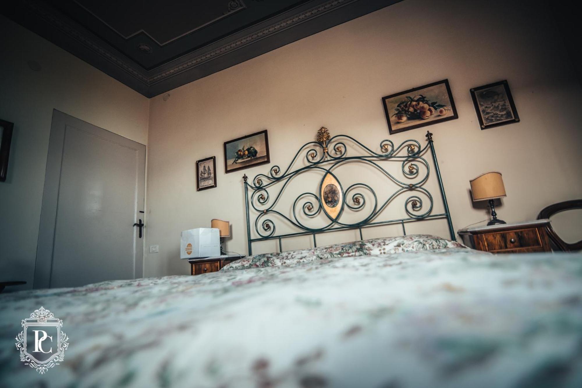 Palazzo Capparucci - Dimora Storica Hotel Фермо Екстериор снимка