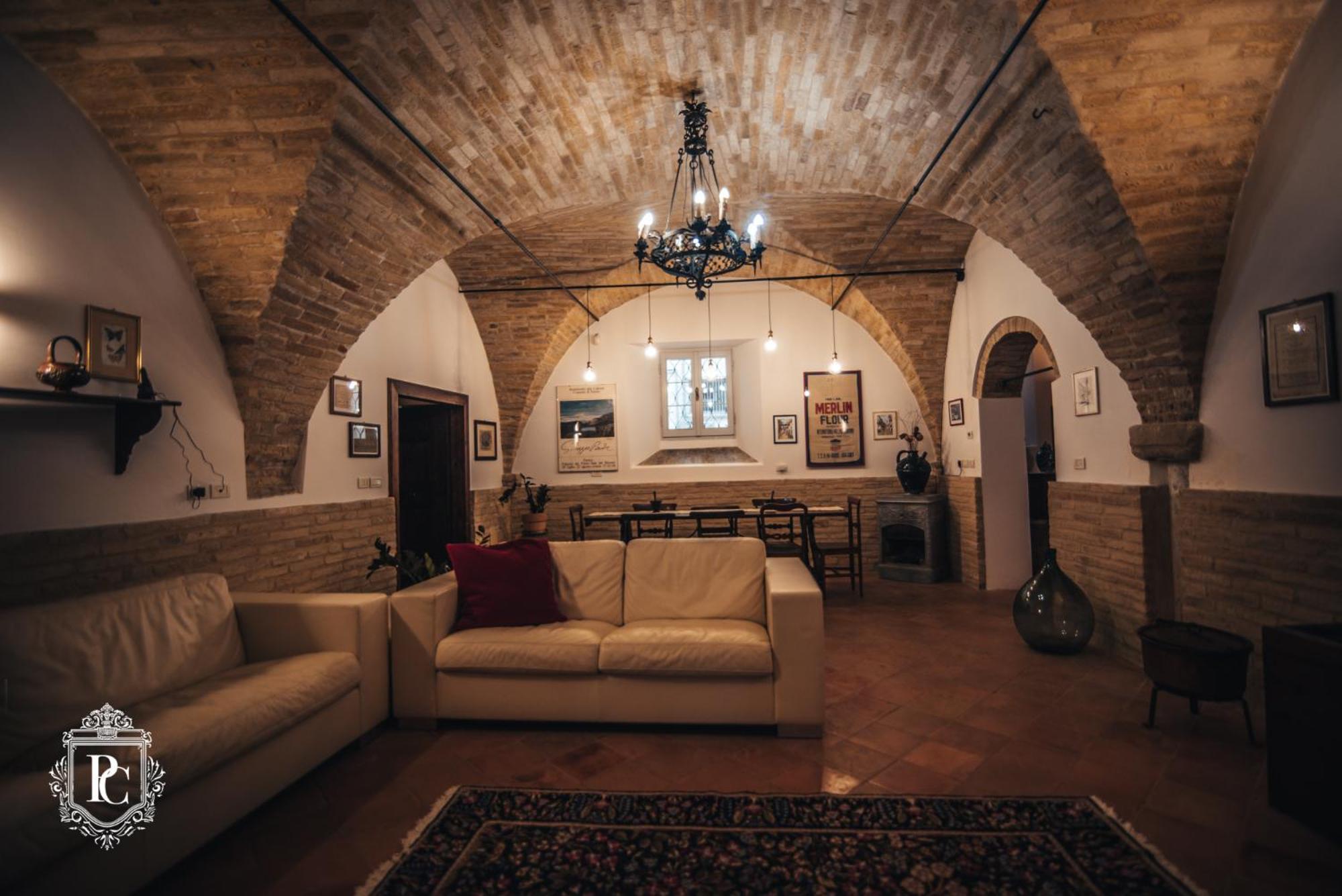 Palazzo Capparucci - Dimora Storica Hotel Фермо Екстериор снимка