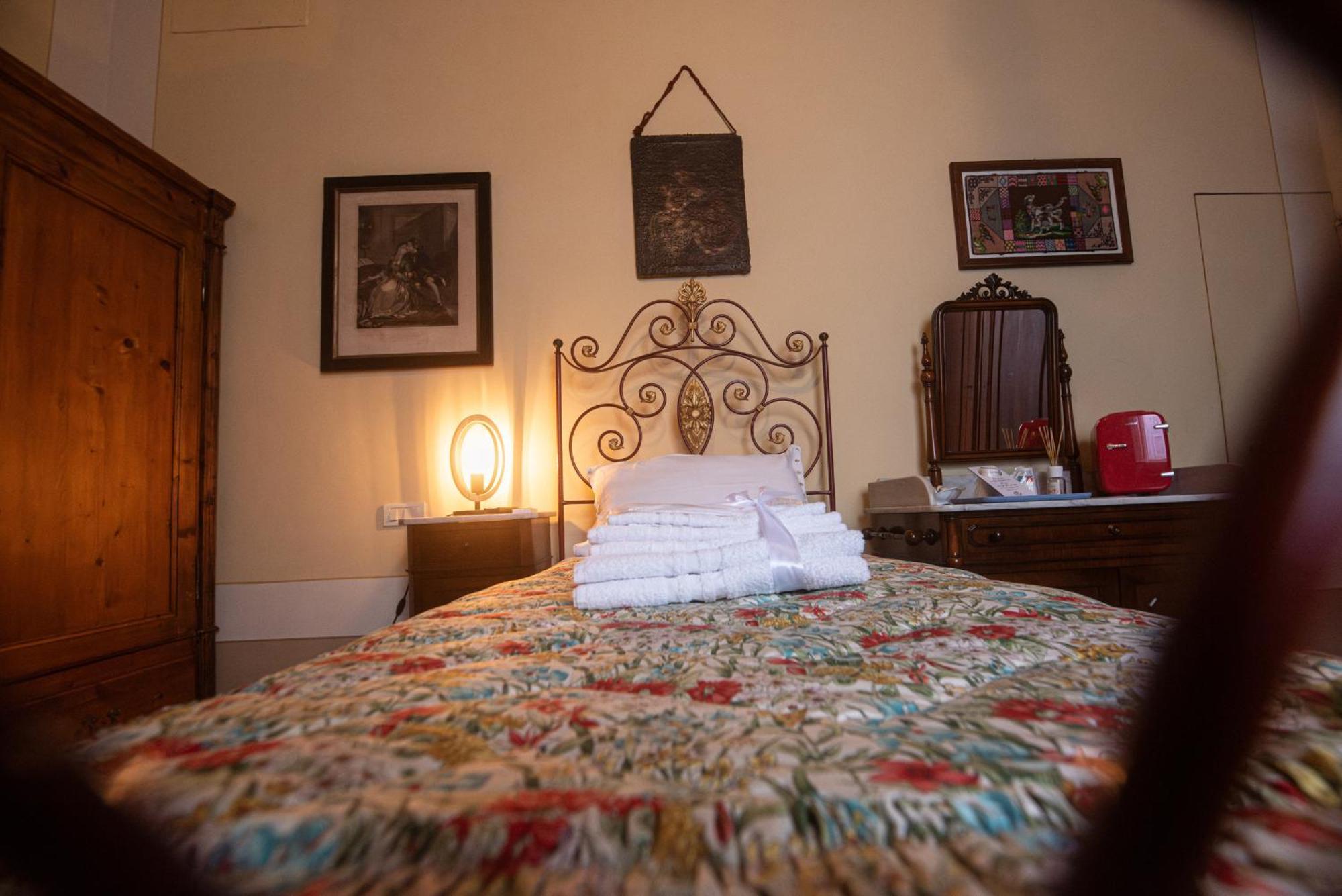 Palazzo Capparucci - Dimora Storica Hotel Фермо Екстериор снимка